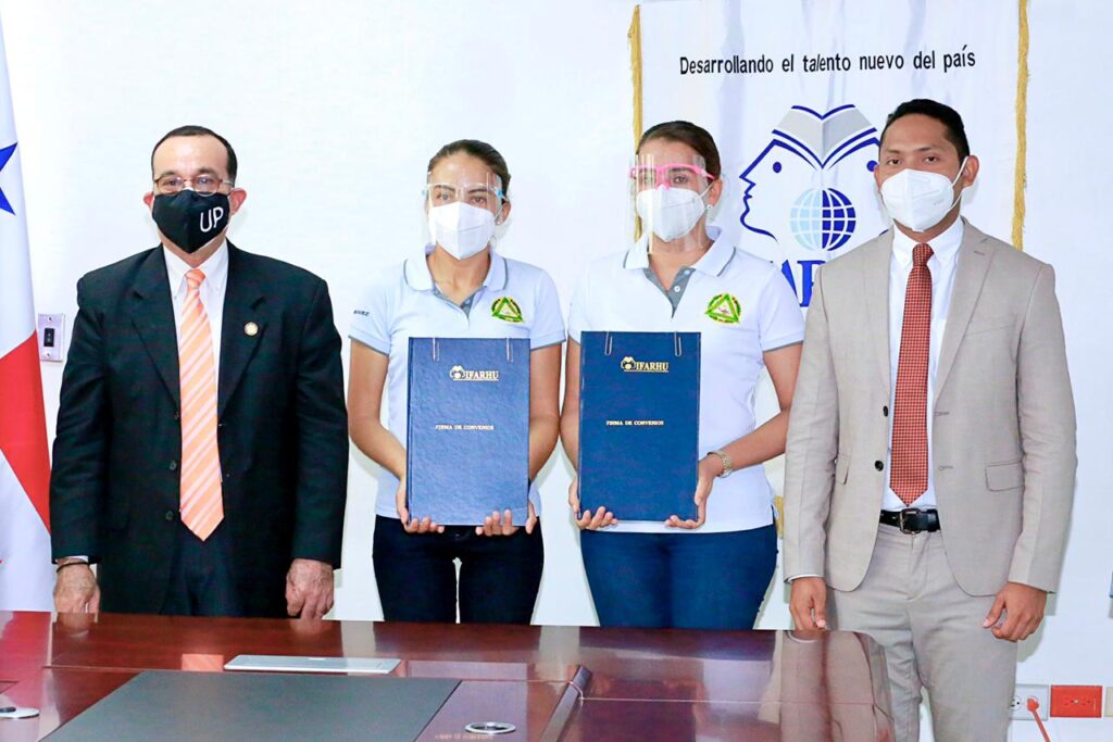 becas enfermeria universidad