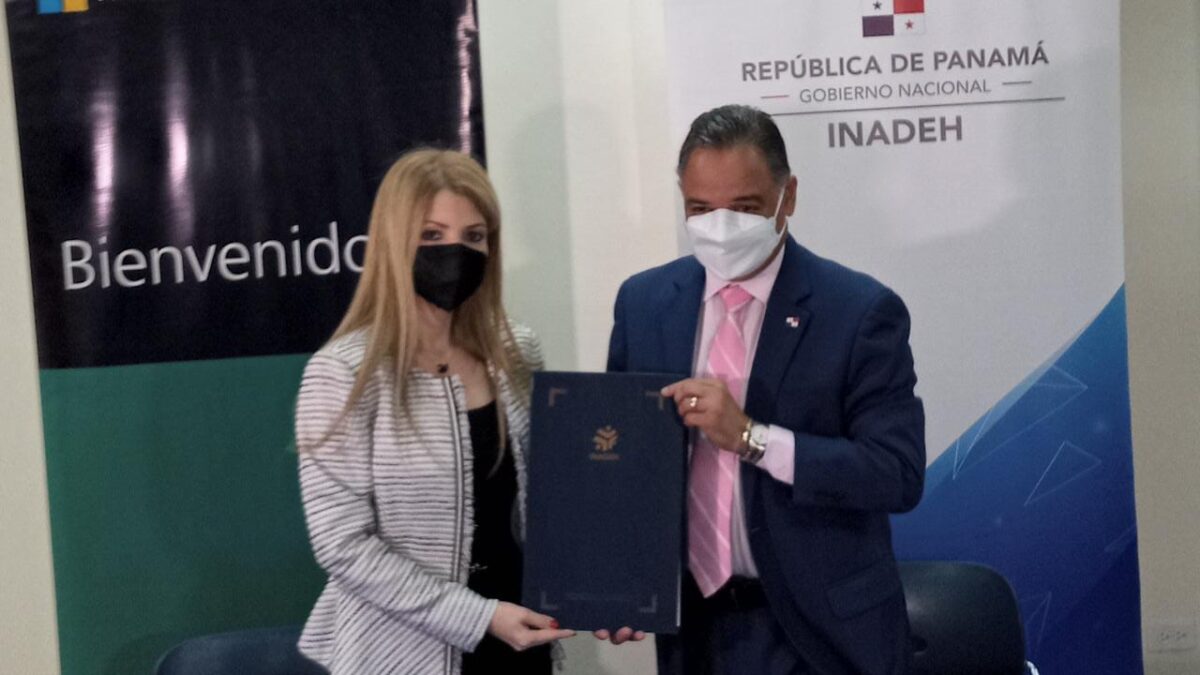 INADEH y Microsoft acuerdan capacitar miles de panameños
