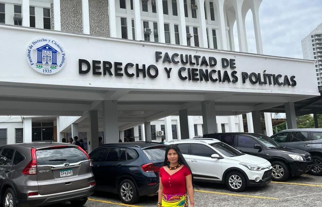 Primera abogada Emberá Wounaan