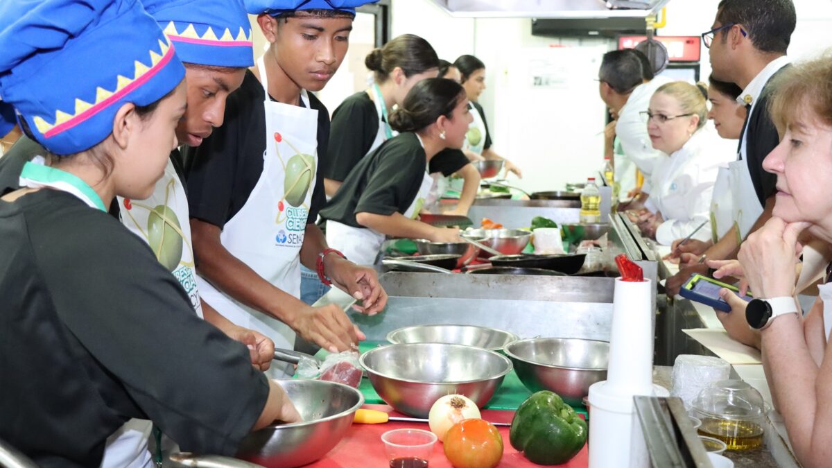 Panamá, Veraguas y Chiriquí ganan la Competencia Nacional de Química en la Cocina 2024